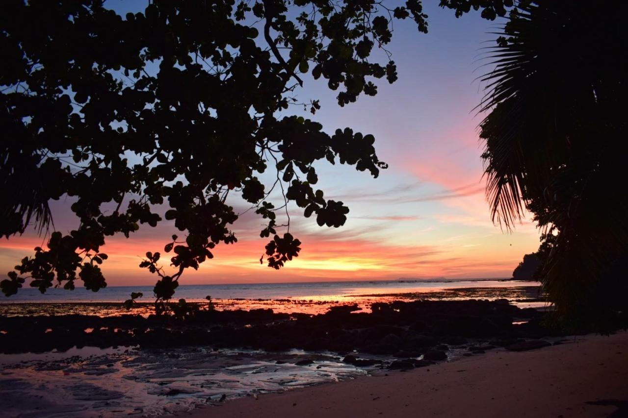 Libong Sea Breeze Resort エクステリア 写真